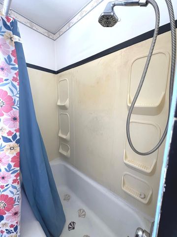 321 N 16th Avenue, Beech Grove, IN 46107