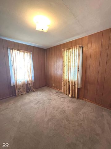 321 N 16th Avenue, Beech Grove, IN 46107