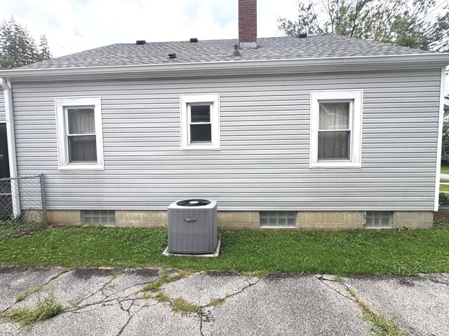 321 N 16th Avenue, Beech Grove, IN 46107