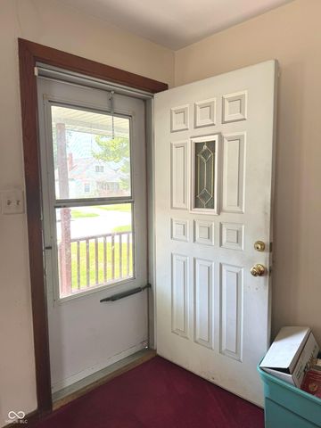 321 N 16th Avenue, Beech Grove, IN 46107