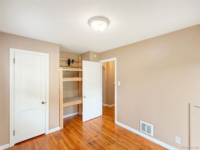 4993 Gateshead Street, Detroit, MI 48236