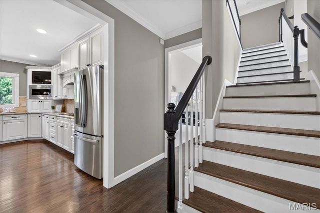 18009 Tara Woods Court, Chesterfield, MO 63005