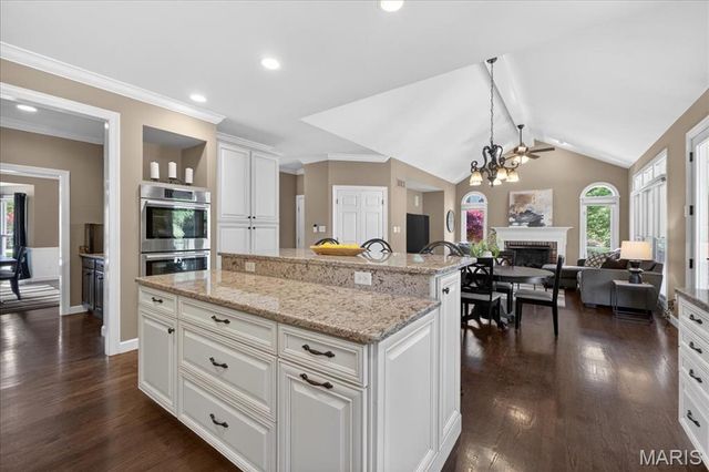18009 Tara Woods Court, Chesterfield, MO 63005