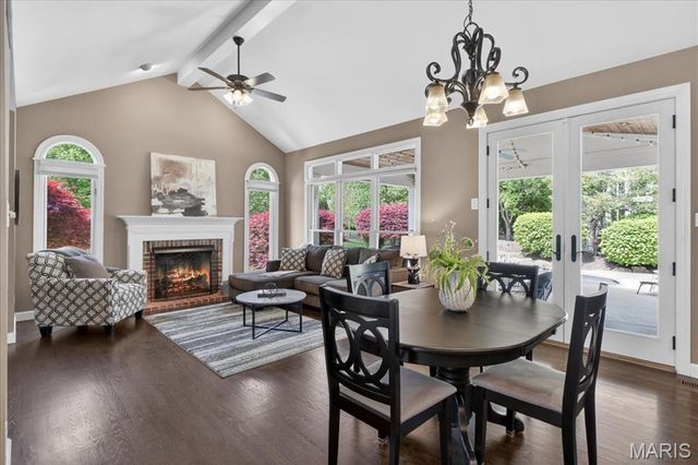 18009 Tara Woods Court, Chesterfield, MO 63005
