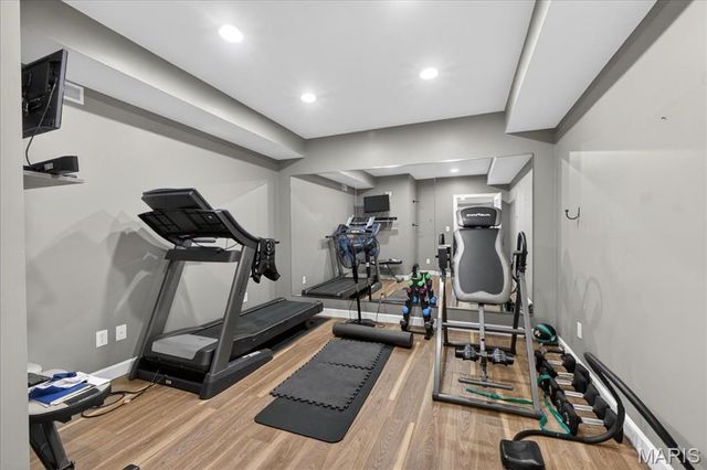 18009 Tara Woods Court, Chesterfield, MO 63005