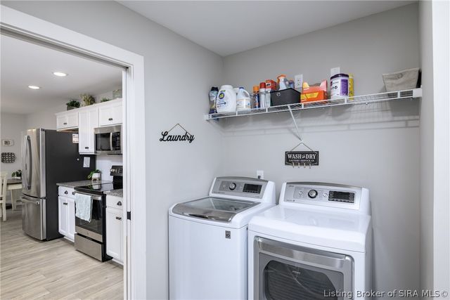 4242 Recreation Way, Jeffersonville, IN 47130