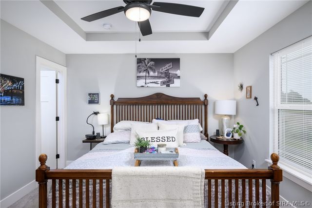 4242 Recreation Way, Jeffersonville, IN 47130