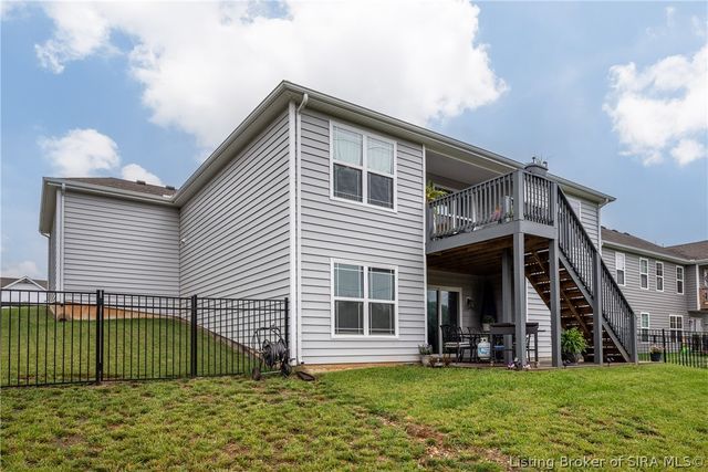 4242 Recreation Way, Jeffersonville, IN 47130