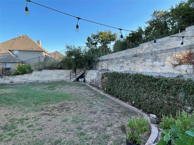 7625 Crackling Creek DR, Austin, TX 78736