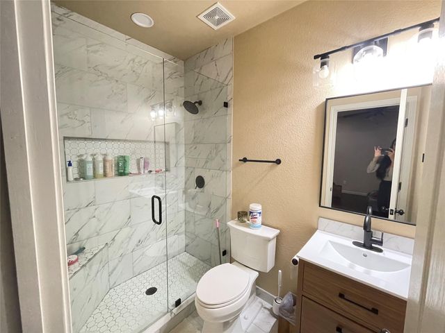 7625 Crackling Creek DR, Austin, TX 78736