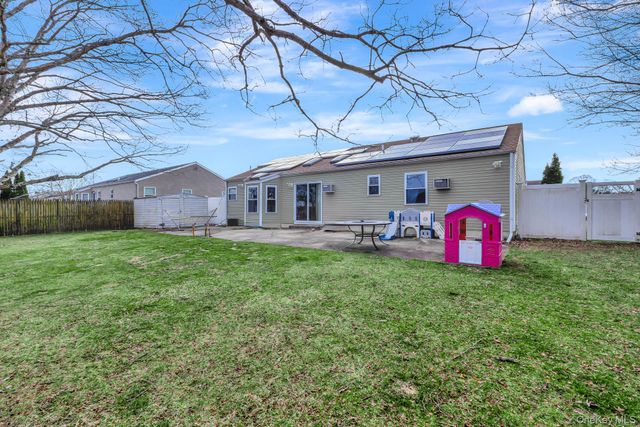 39 Frost Valley Drive, East Patchogue, NY 11772