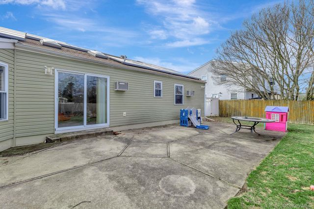 39 Frost Valley Drive, East Patchogue, NY 11772