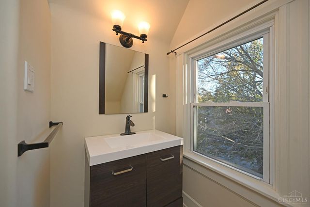 1535 Pullan Avenue, Cincinnati, OH 45223