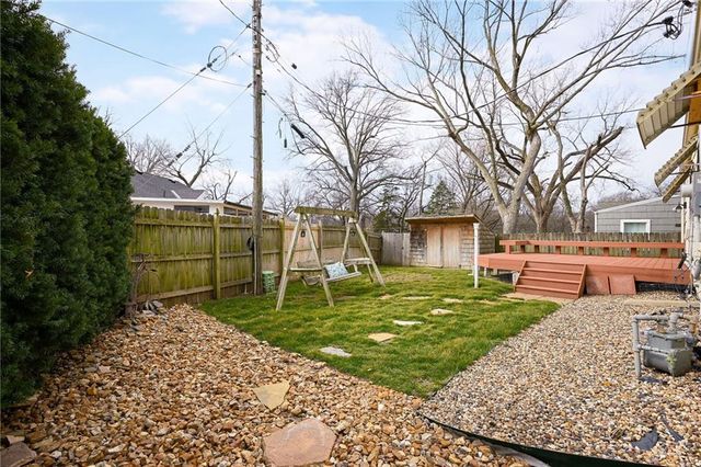 5005 Sycamore Drive, Roeland Park, KS 66205