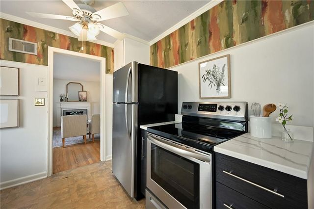 5005 Sycamore Drive, Roeland Park, KS 66205