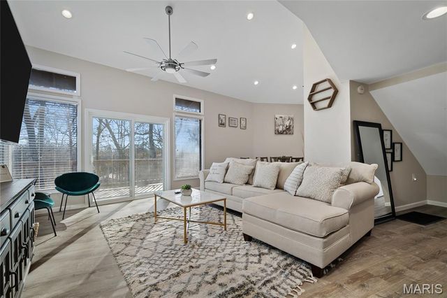 110 Walker Road, Troy, MO 63379