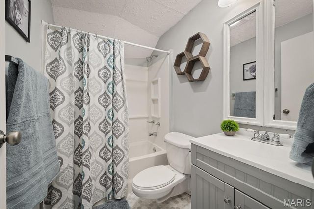 110 Walker Road, Troy, MO 63379