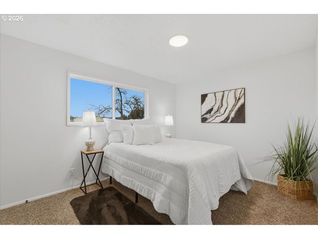 132 GREEN ACRES Dr, Castle Rock, WA 98611