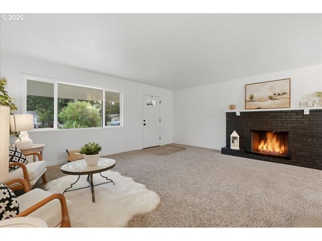 132 GREEN ACRES Dr, Castle Rock, WA 98611