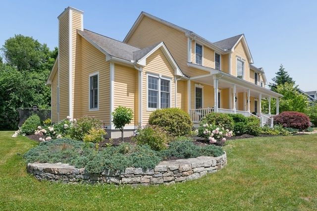 36 Magnolia Lane, Grafton, MA 01536