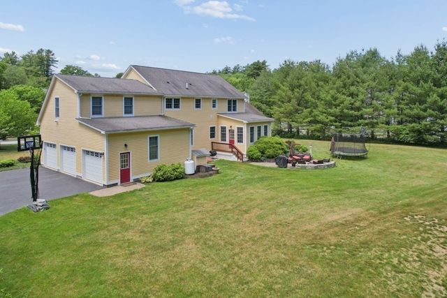 36 Magnolia Lane, Grafton, MA 01536
