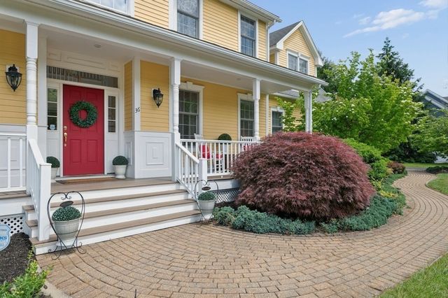 36 Magnolia Lane, Grafton, MA 01536