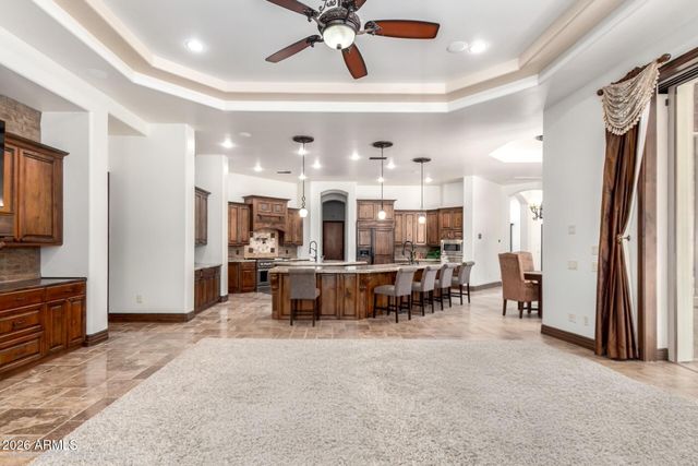 3037 E WATERMAN Way, Gilbert, AZ 85297