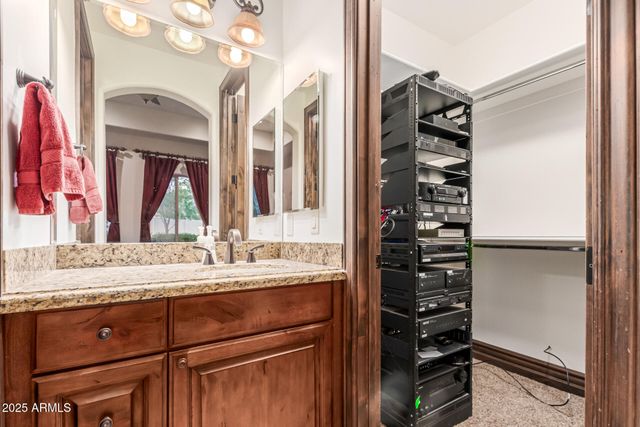 3037 E WATERMAN Way, Gilbert, AZ 85297