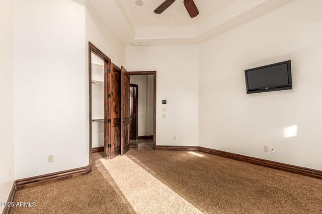 3037 E WATERMAN Way, Gilbert, AZ 85297