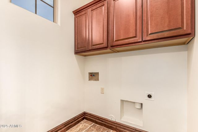 3037 E WATERMAN Way, Gilbert, AZ 85297