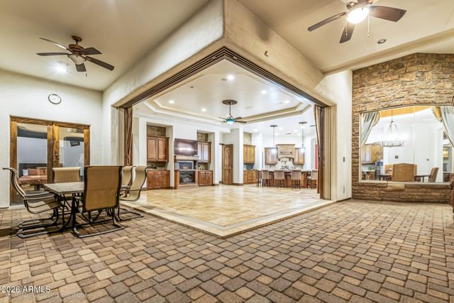 3037 E WATERMAN Way, Gilbert, AZ 85297