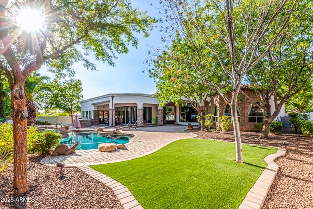 3037 E WATERMAN Way, Gilbert, AZ 85297