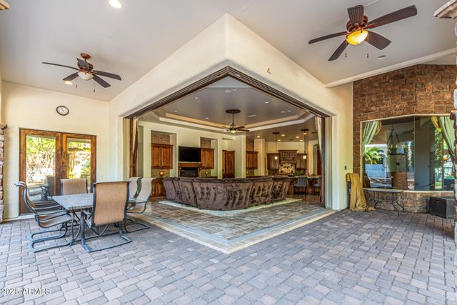 3037 E WATERMAN Way, Gilbert, AZ 85297