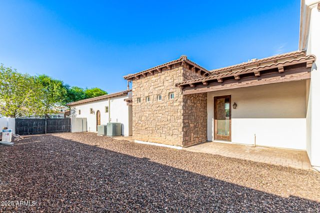 3037 E WATERMAN Way, Gilbert, AZ 85297