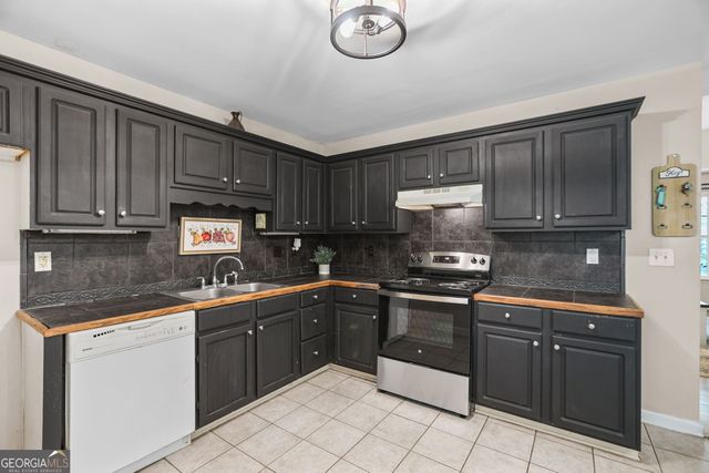130 Rockhouse Road, Senoia, GA 30276
