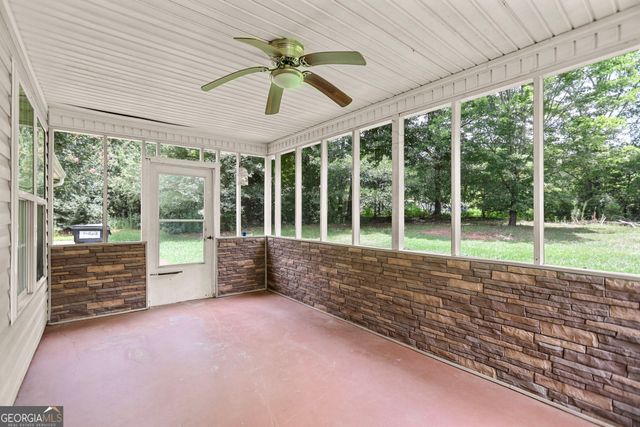 130 Rockhouse Road, Senoia, GA 30276