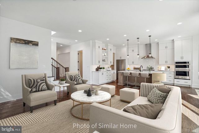 1607 HUNTING AVE, Mclean, VA 22102