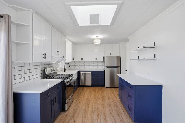 6445 N WAGON TRAIL RD, Columbia, MO 65202