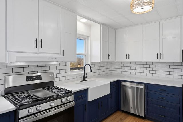 6445 N WAGON TRAIL RD, Columbia, MO 65202