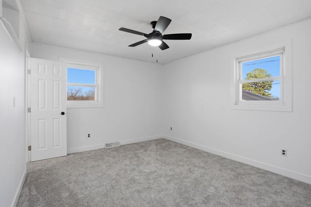 6445 N WAGON TRAIL RD, Columbia, MO 65202