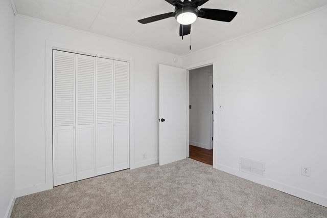 6445 N WAGON TRAIL RD, Columbia, MO 65202