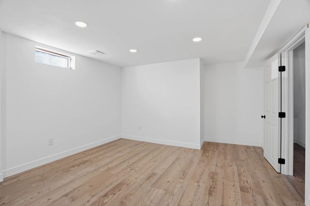 6445 N WAGON TRAIL RD, Columbia, MO 65202