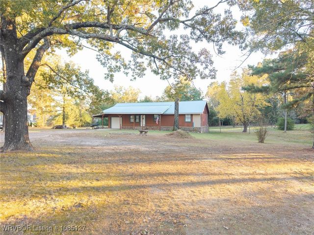 18371 New Hope Road, Spiro, OK 74959