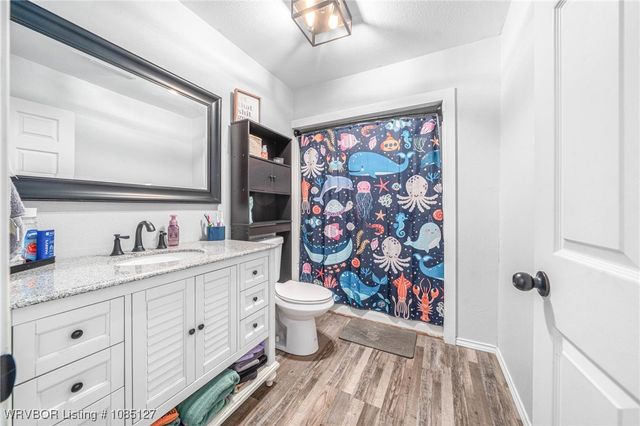 18371 New Hope Road, Spiro, OK 74959