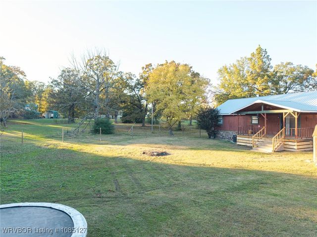 18371 New Hope Road, Spiro, OK 74959