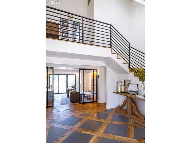 33723 VAN DUYN Rd, Eugene, OR 97408