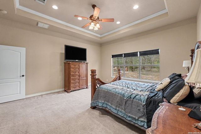 438 Rosewood Dr, La Vernia, TX 78121