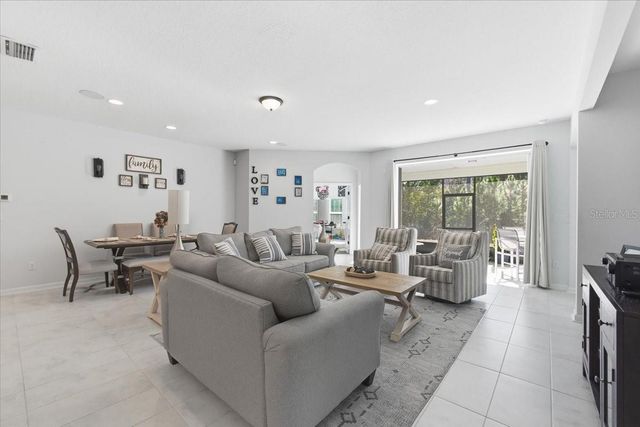 528 GRAND LANDINGS PARKWAY, Palm Coast, FL 32164