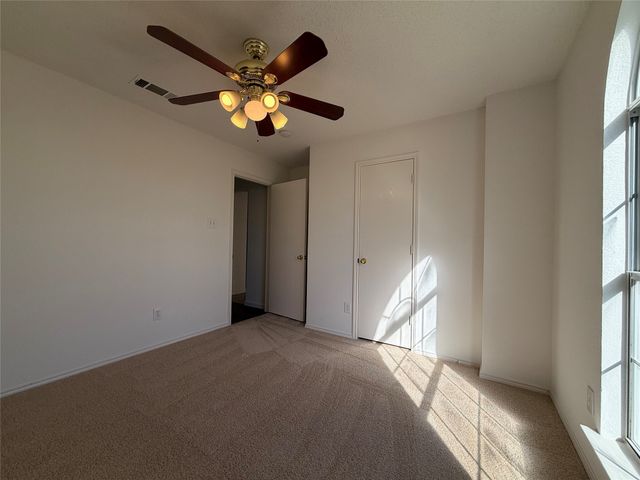 6704 Pony Express Trail, Arlington, TX 76002