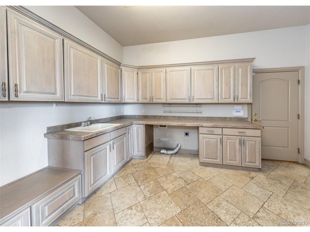 19845 Kershaw Ct, Monument, CO 80132